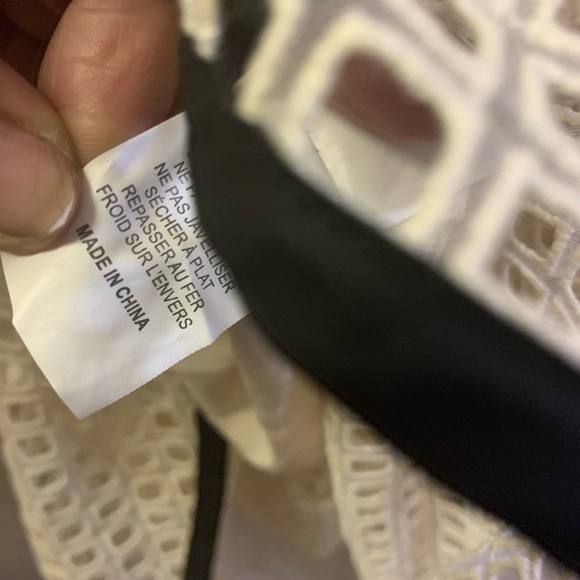 Self-Portrait Cream &Black Guipure Lace Sleeveless Midi Dress - Picture 12 of 16